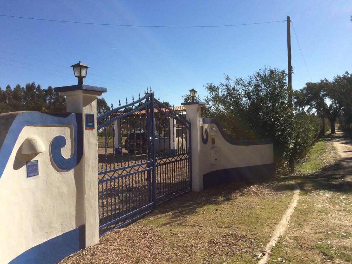 Em Monte Alentejano Perto Do Cercal Privatunterkunft